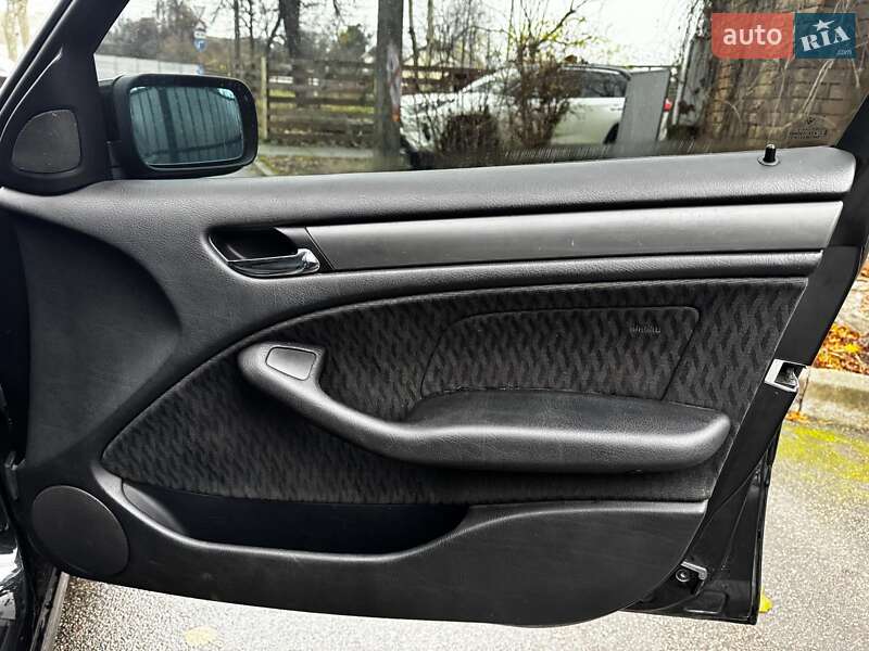 Седан BMW 3 Series 2001 в Киеве