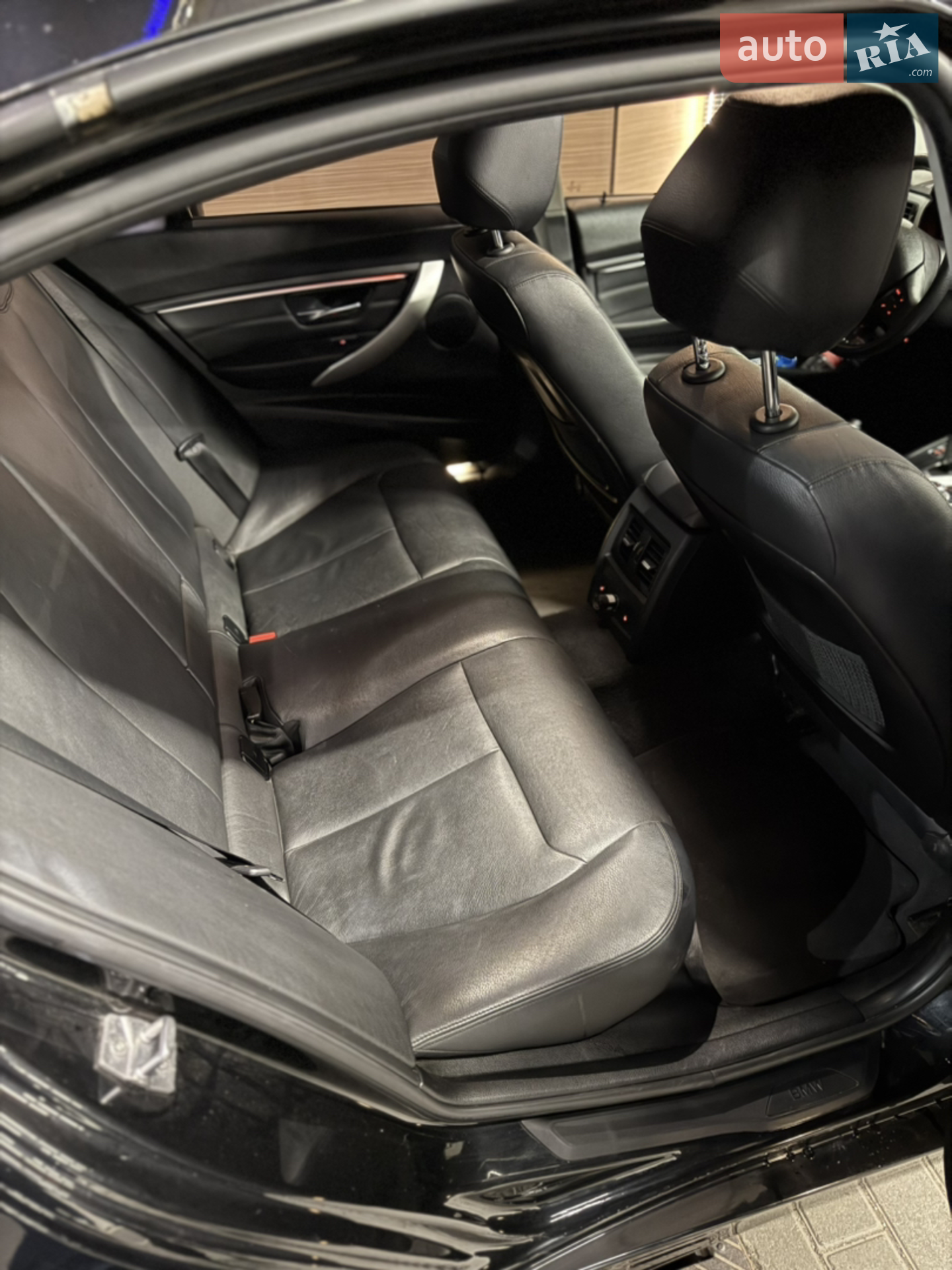 2012 BMW 3er - мініатюра 9