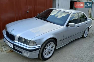 Седан BMW 3 Series 1997 в Сквирі