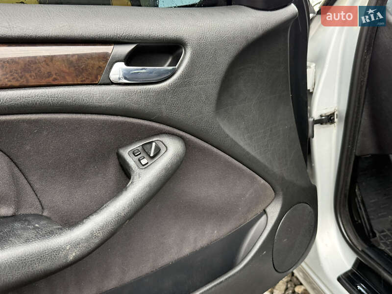 Седан BMW 3 Series 2002 в Стрые фото 30 Седан BMW 3 Series 2002 в Стрые