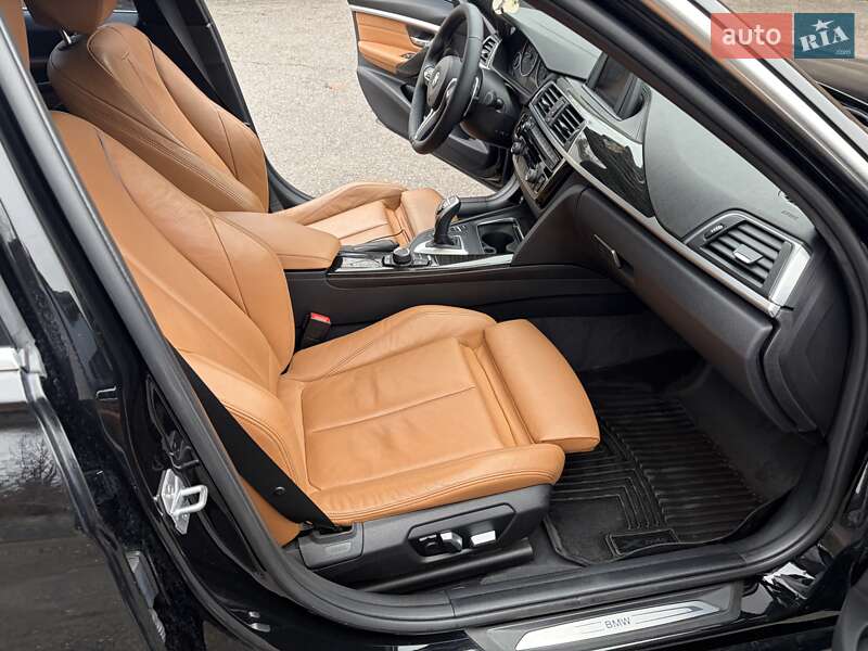 Седан BMW 3 Series 2018 в Киеве