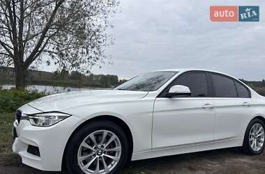 Седан BMW 3 Series 2018 в Киеве