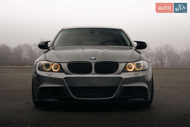 Седан BMW 3 Series 2009 в Кременчуге фото 4 Седан BMW 3 Series 2009 в Кременчуге