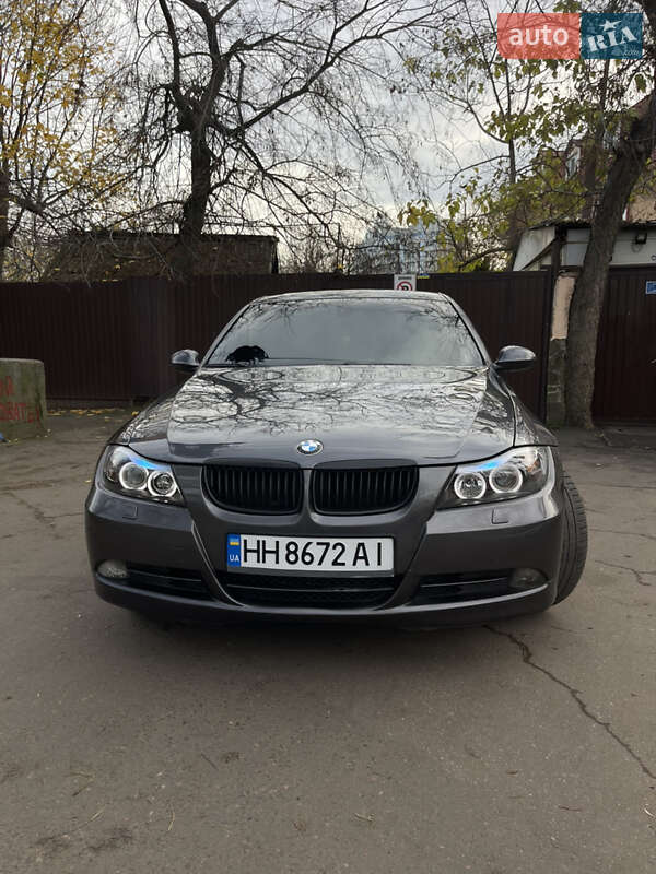 BMW 3 Series 2005