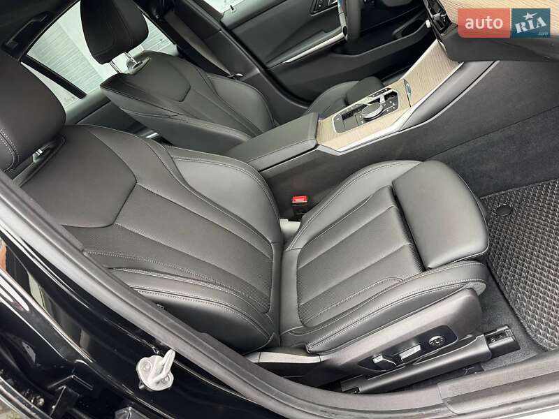 Седан BMW 3 Series 2024 в Виннице