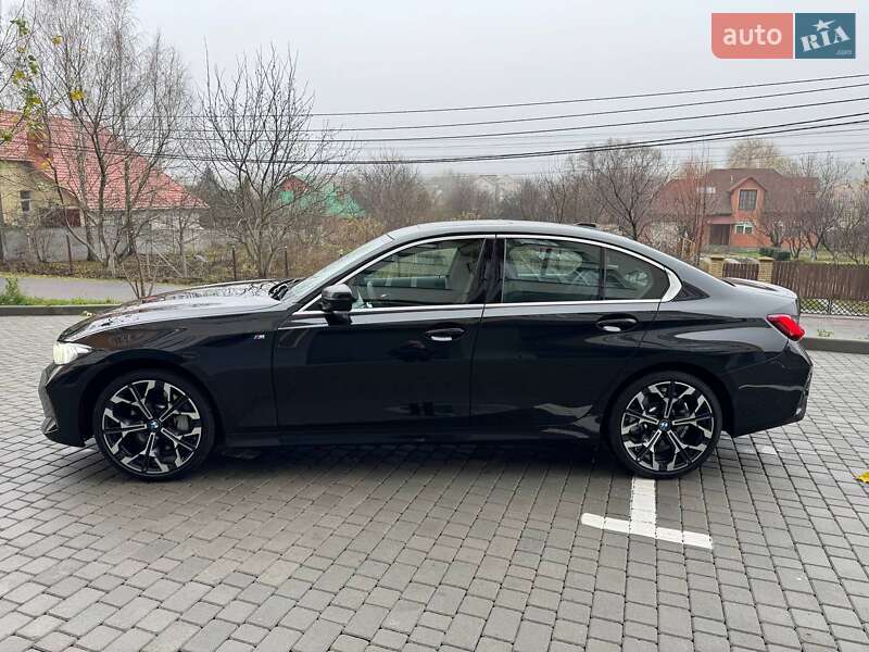 Седан BMW 3 Series 2024 в Виннице