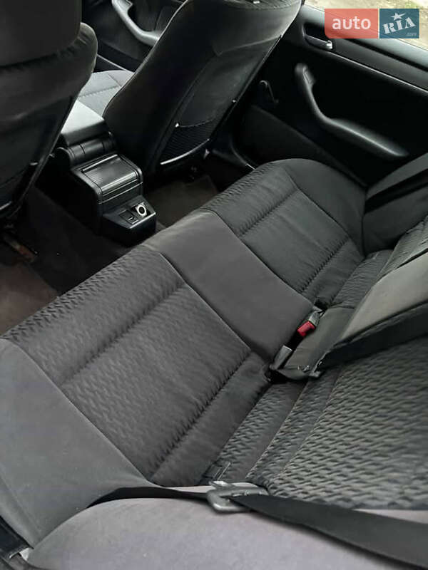 Универсал BMW 3 Series 2001 в Звягеле