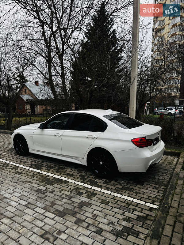 Седан BMW 3 Series 2013 в Львове