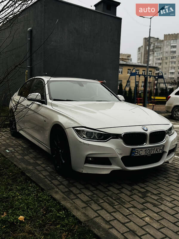 Седан BMW 3 Series 2013 в Львове