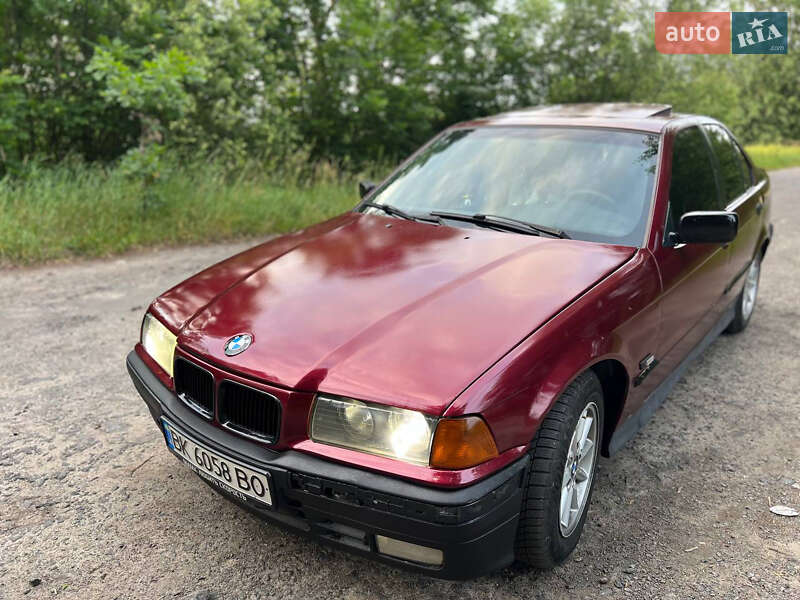 Седан BMW 3 Series 1993 в Дубровице фото 2 Седан BMW 3 Series 1993 в Дубровице