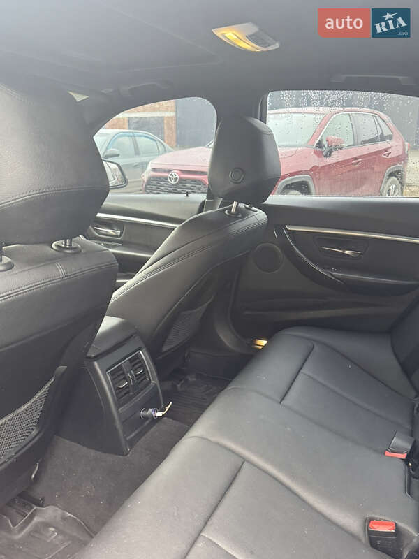 Седан BMW 3 Series 2016 в Хмельницком