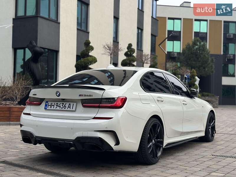 Седан BMW 3 Series 2019 в Киеве