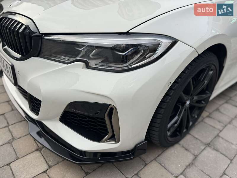 Седан BMW 3 Series 2019 в Киеве