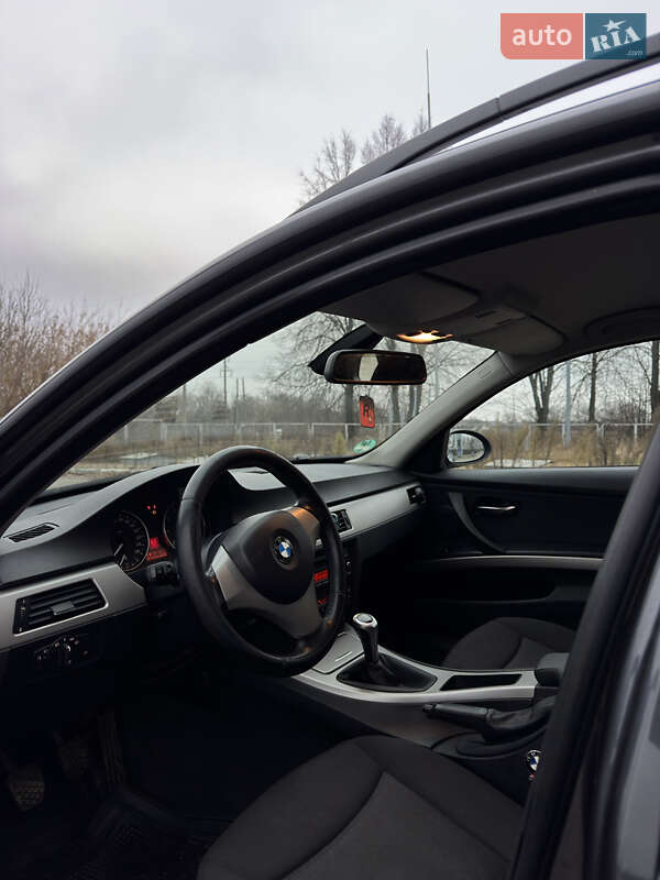 Универсал BMW 3 Series 2005 в Чернигове