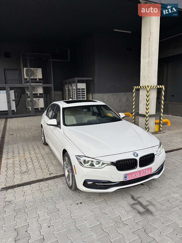 Седан BMW 3 Series 2017 в Брошневе-Осаде