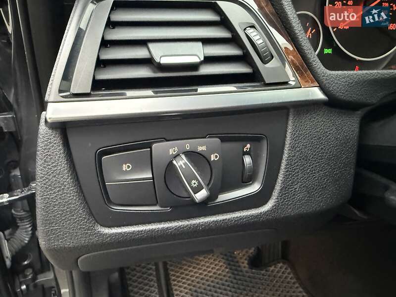 Седан BMW 3 Series 2013 в Киеве