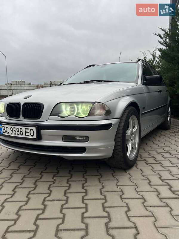 Універсал BMW 3 Series 2002 в Могилів-Подільському