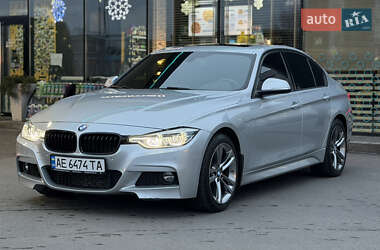 Седан BMW 3 Series 2016 в Дніпрі