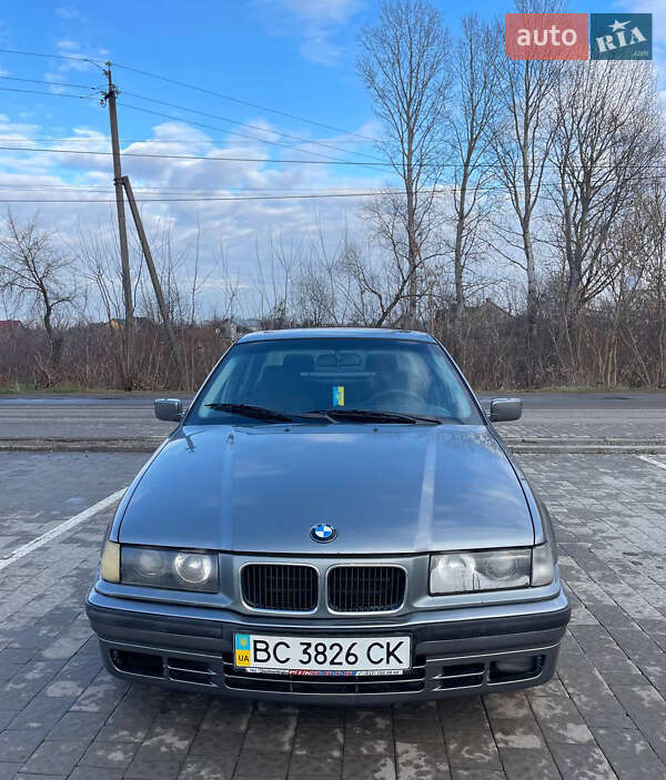 Седан BMW 3 Series 1995 в Львове фото 8 Седан BMW 3 Series 1995 в Львове