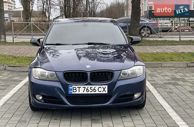 Седан BMW 3 Series 2010 в Хмельницком
