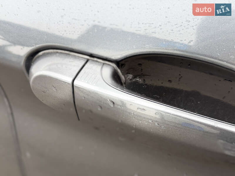 Седан BMW 3 Series 2014 в Львове