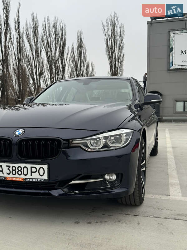 Седан BMW 3 Series 2014 в Киеве фото 3 Седан BMW 3 Series 2014 в Киеве
