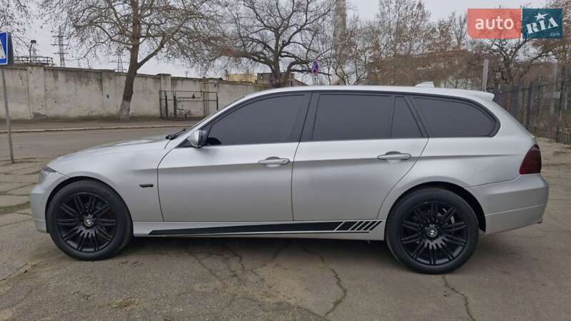 Универсал BMW 3 Series 2006 в Николаеве фото 12 Универсал BMW 3 Series 2006 в Николаеве