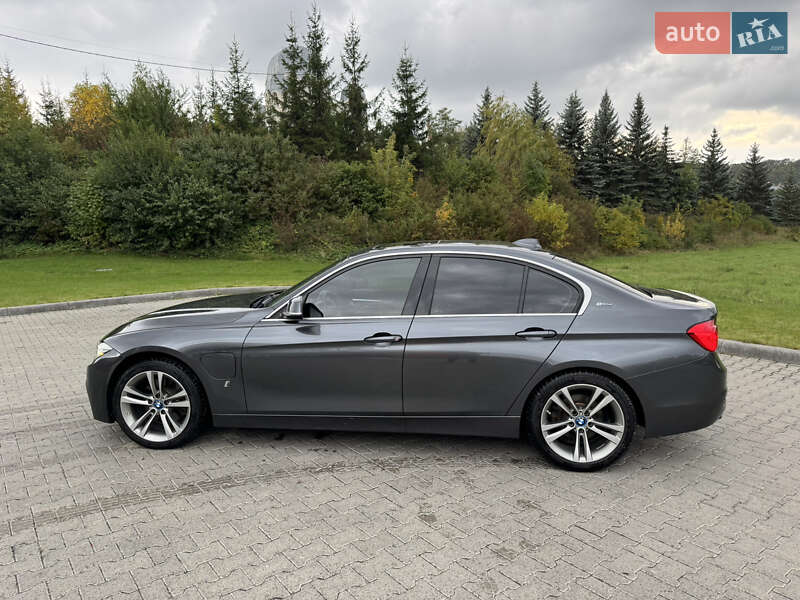 Седан BMW 3 Series 2017 в Зборове