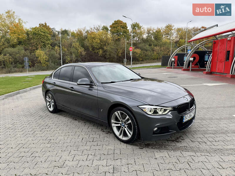 Седан BMW 3 Series 2017 в Зборове