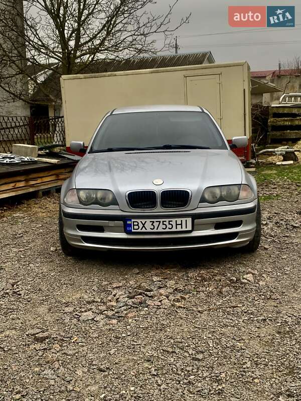 Седан BMW 3 Series 2001 в Кременці