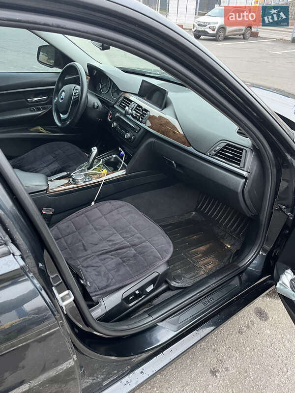 Седан BMW 3 Series 2014 в Литине
