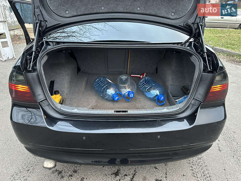 Седан BMW 3 Series 2005 в Києві фото 19 Седан BMW 3 Series 2005 в Києві