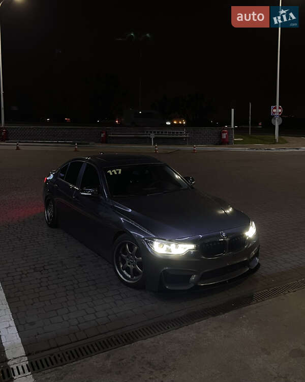 Седан BMW 3 Series 2013 в Києві