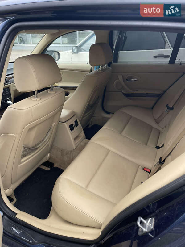 Універсал BMW 3 Series 2011 в Запоріжжі