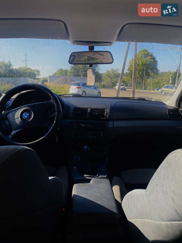 Седан BMW 3 Series 2002 в Самборе