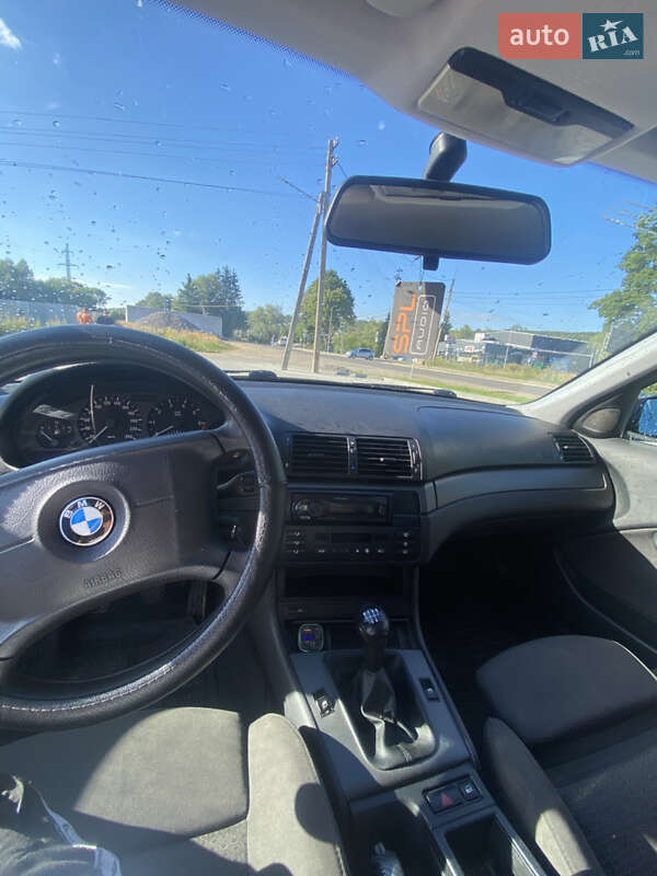 Седан BMW 3 Series 2002 в Самборе