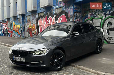 Седан BMW 3 Series 2014 в Одессе