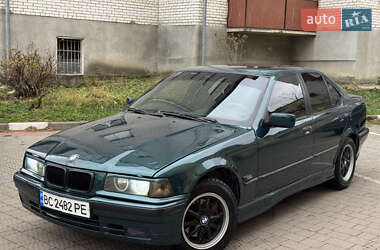 Седан BMW 3 Series 1994 в Стрые