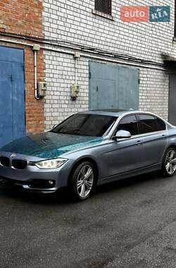 Седан BMW 3 Series 2014 в Киеве