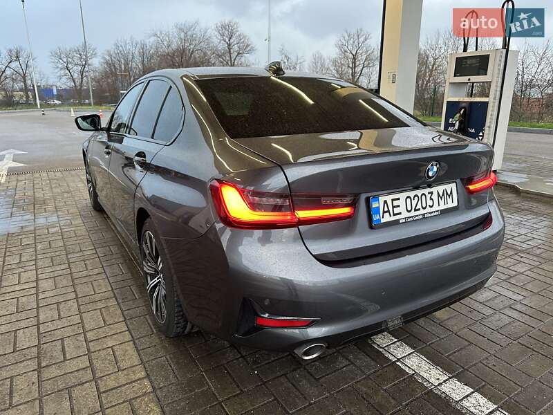 Седан BMW 3 Series 2019 в Днепре фото 32 Седан BMW 3 Series 2019 в Днепре