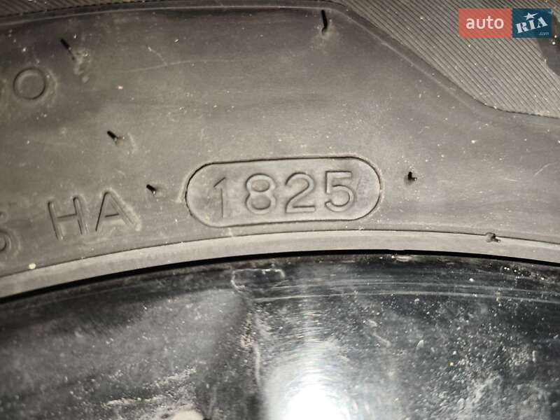 Седан BMW 3 Series 2004 в Звягеле