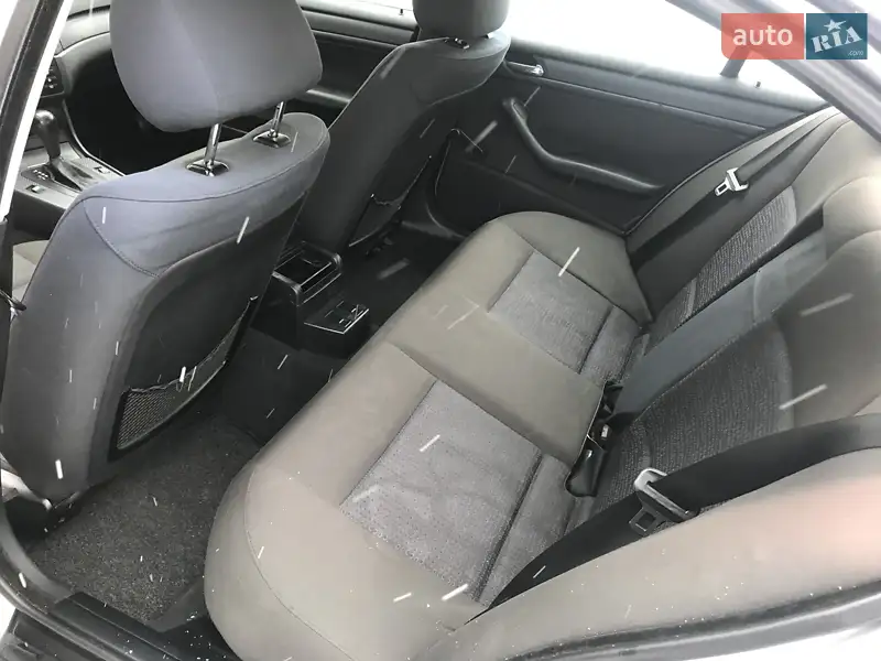 BMW 3 Series 2003 VIN WBAAS71000CJ33522 фото оголошення 22 з 61