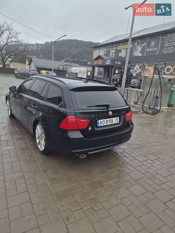Универсал BMW 3 Series 2011 в Ужгороде