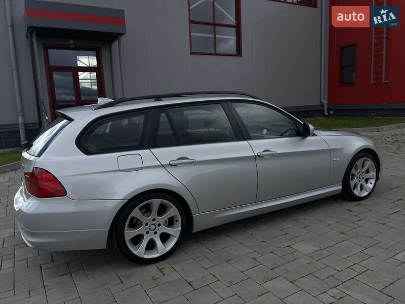 Універсал BMW 3 Series 2010 в Рівному