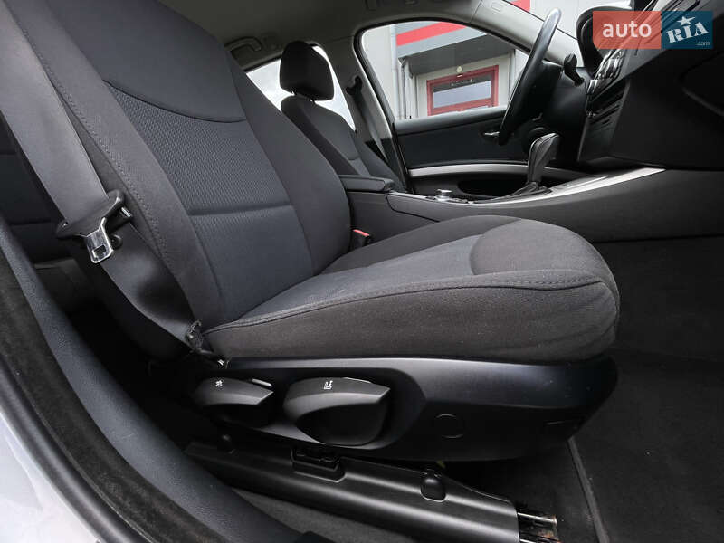 Універсал BMW 3 Series 2010 в Рівному