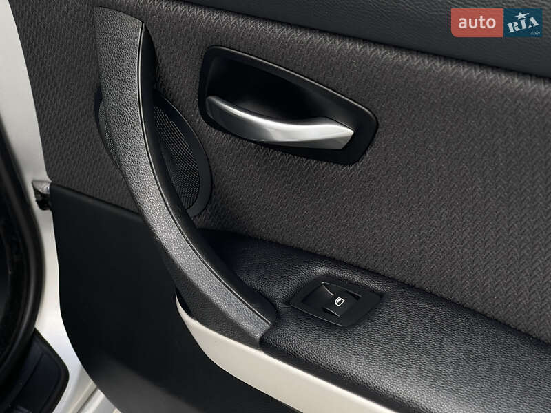 Універсал BMW 3 Series 2010 в Рівному