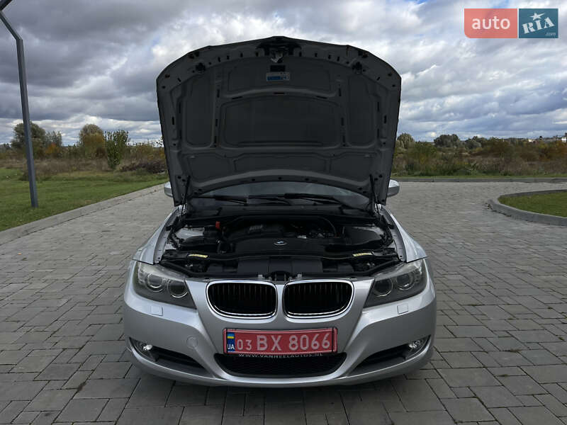 Універсал BMW 3 Series 2010 в Рівному