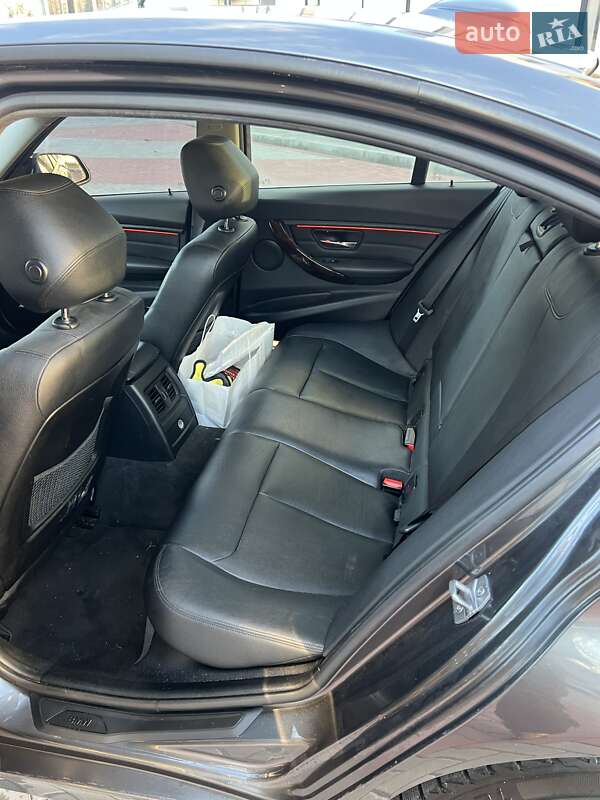 Седан BMW 3 Series 2014 в Киеве