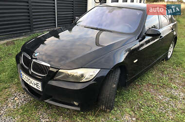 Седан BMW 3 Series 2005 в Городке