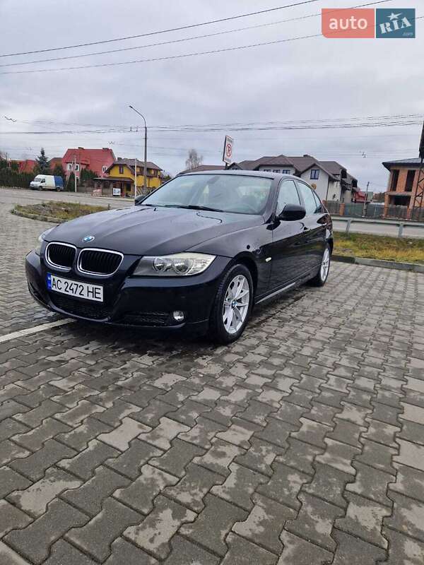 BMW 3 Series 2009